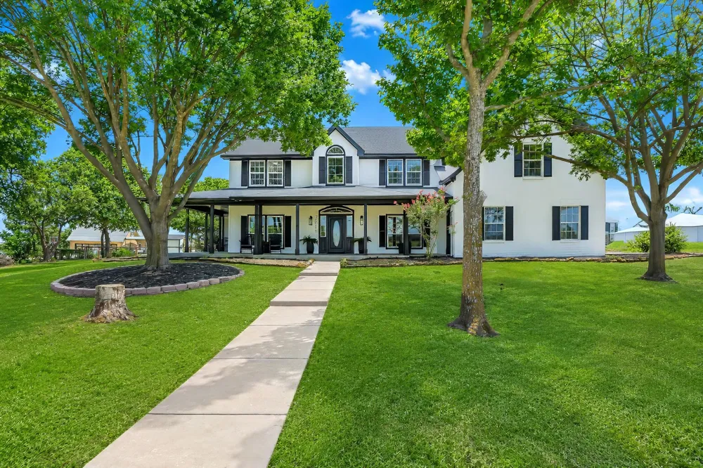 3817 Ganzer Road W Denton, TX 76207
