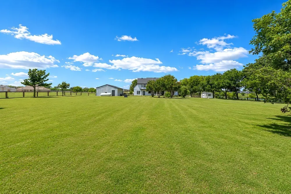 3817 Ganzer Road W Denton, TX 76207
