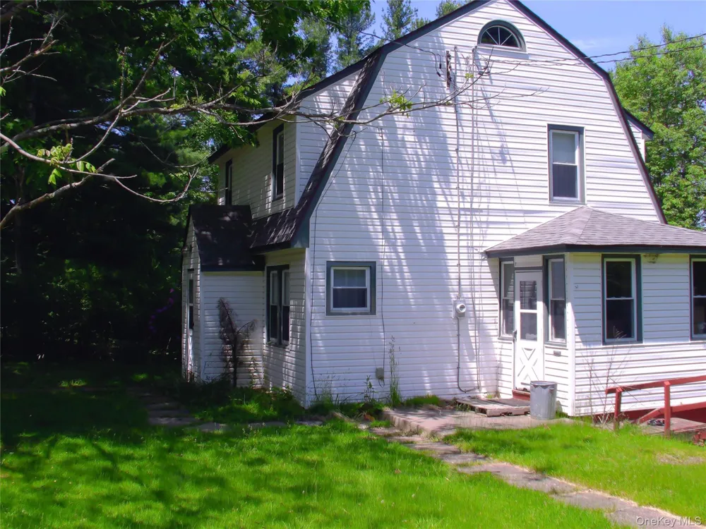 15 Cora Avenue Liberty, NY 12754