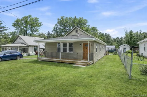 10 Maple Avenue