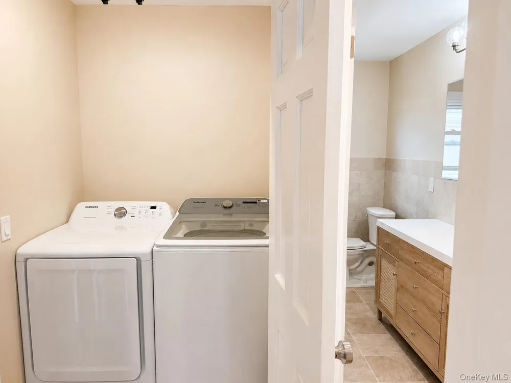 35 Gibson #2 Valley Stream, NY 11581
