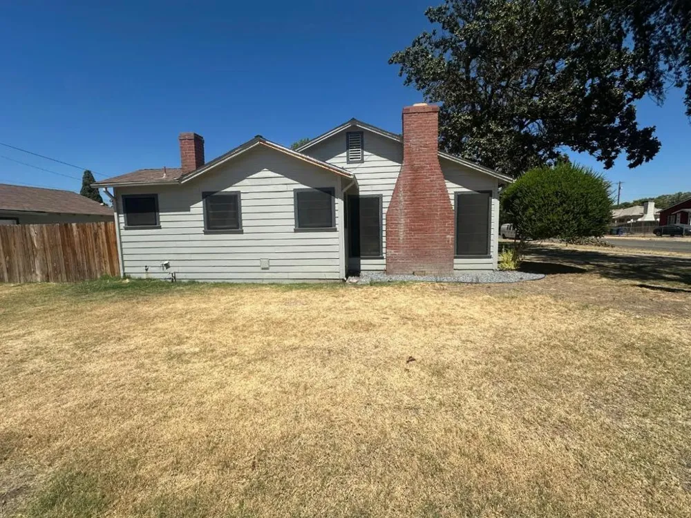 820 Monterey Avenue Chowchilla, CA 93610