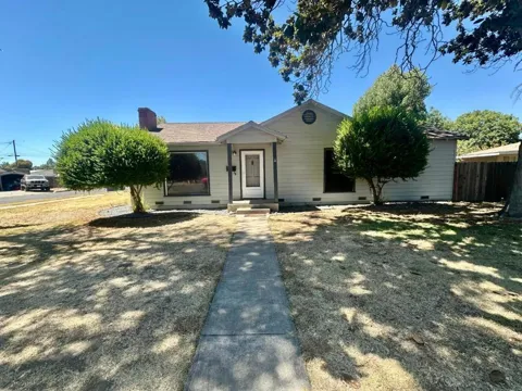 820 Monterey Avenue