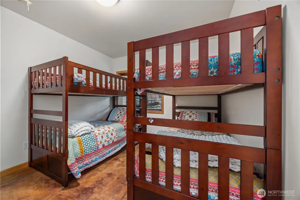 93 Lord Acres Road Chelan, WA 98816