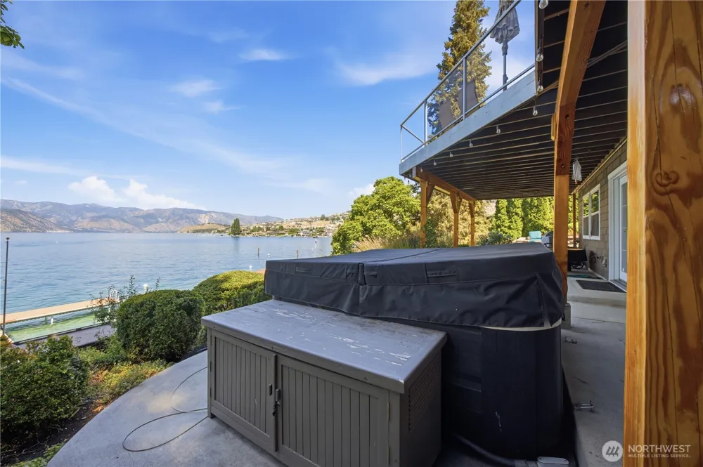 93 Lord Acres Road Chelan, WA 98816