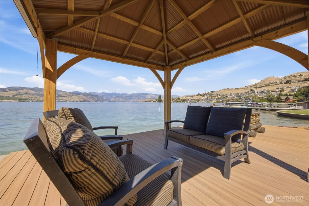93 Lord Acres Road Chelan, WA 98816