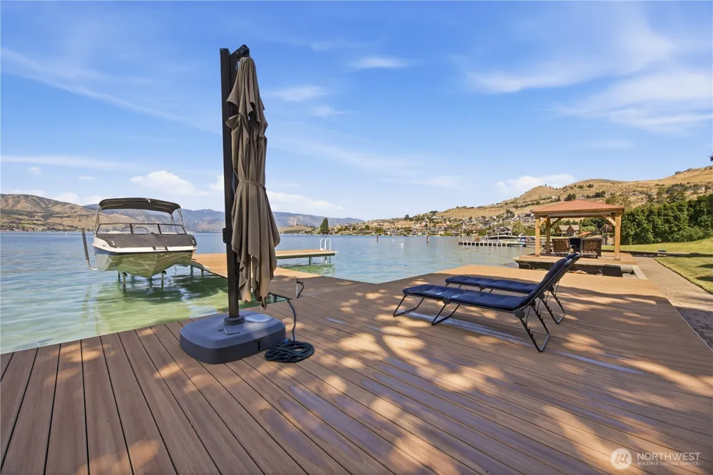 93 Lord Acres Road Chelan, WA 98816
