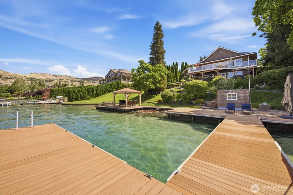 93 Lord Acres Road Chelan, WA 98816