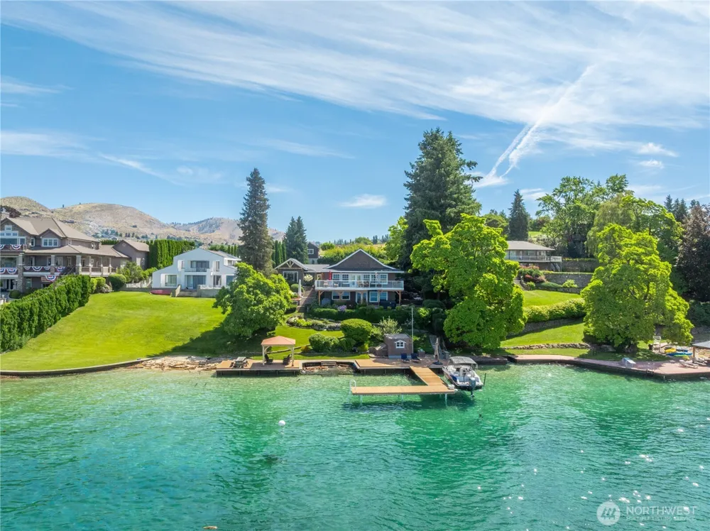 93 Lord Acres Road Chelan, WA 98816
