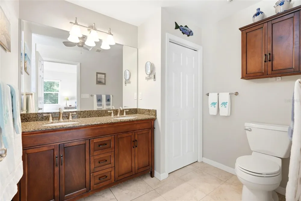 4822 60TH WAY Kenneth City, FL 33709