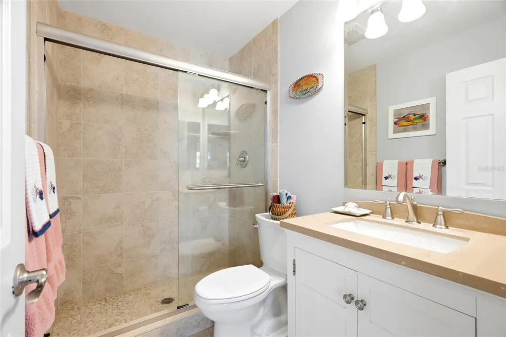 4822 60TH WAY Kenneth City, FL 33709