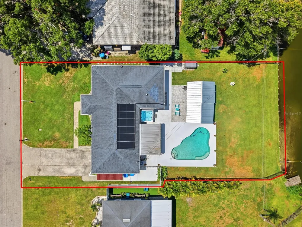 4822 60TH WAY Kenneth City, FL 33709