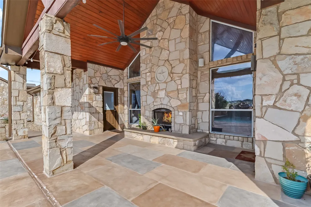 106 Deep Lake Drive Liberty Hill, TX 78642