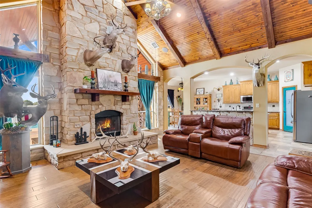 106 Deep Lake Drive Liberty Hill, TX 78642