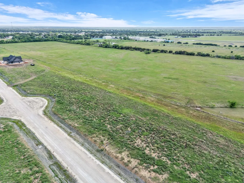 302 Lacek Mill Road China Spring, TX 76633