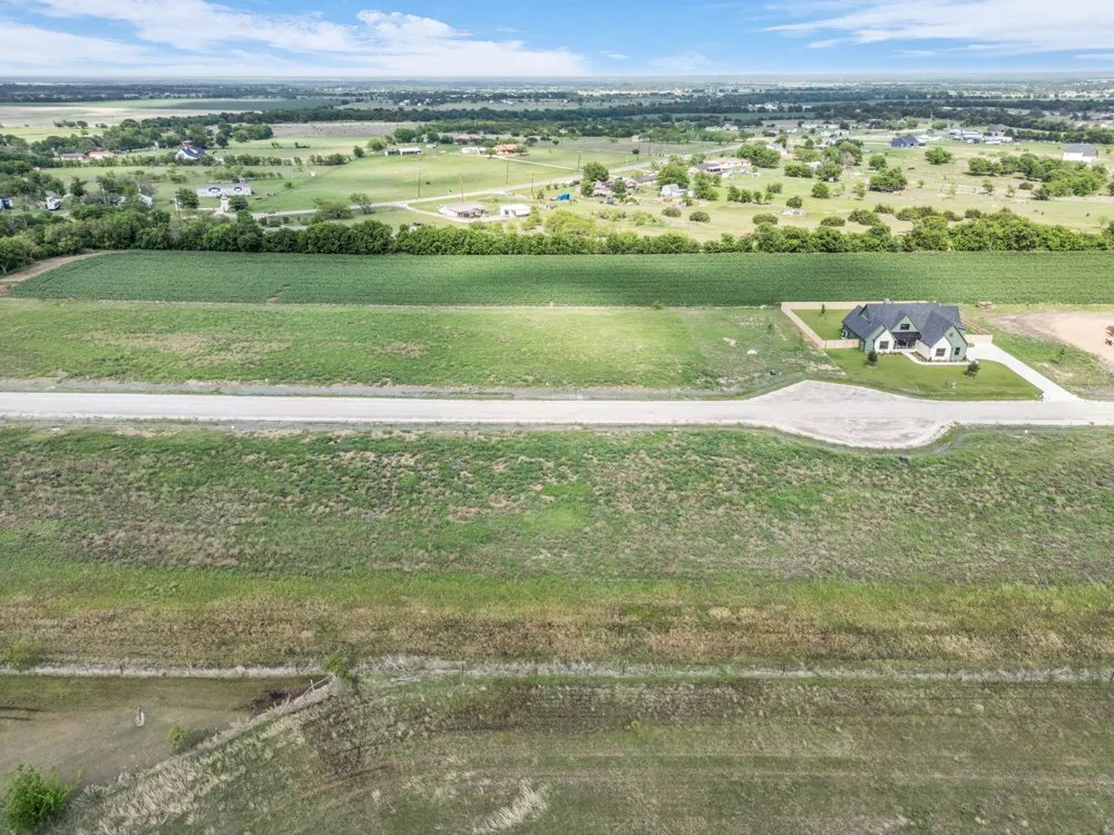 302 Lacek Mill Road China Spring, TX 76633