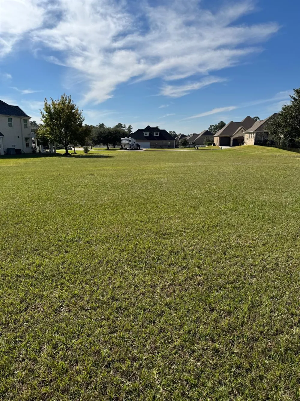 5912 Oak Leaf Court Conroe, TX 77304