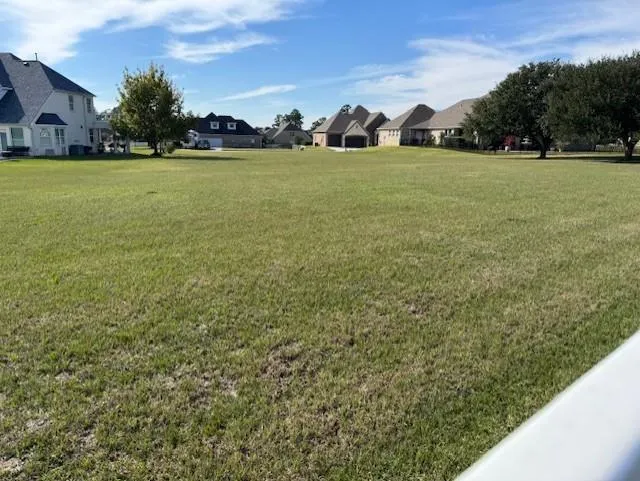 5912 Oak Leaf Court Conroe, TX 77304