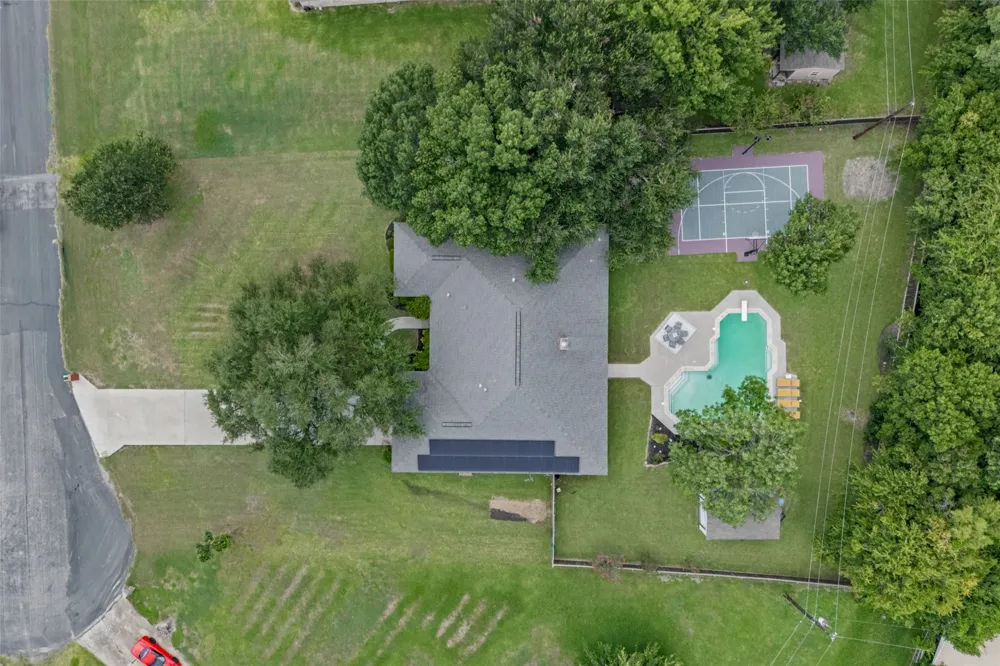 2000 Spinel Road Pflugerville, TX 78660