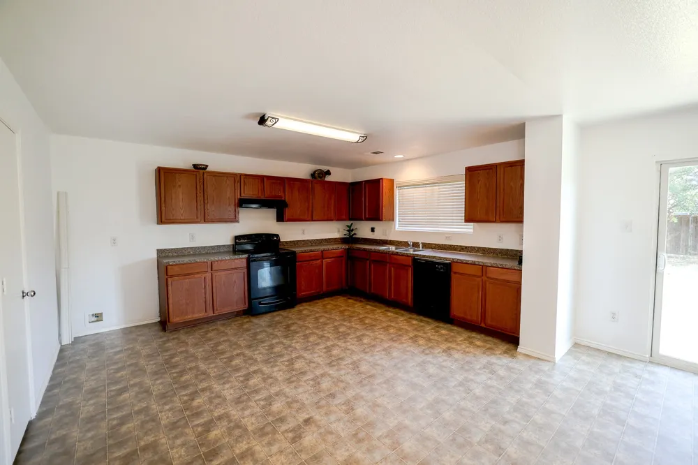 1645 Dream Catcher Way Krum, TX 76249