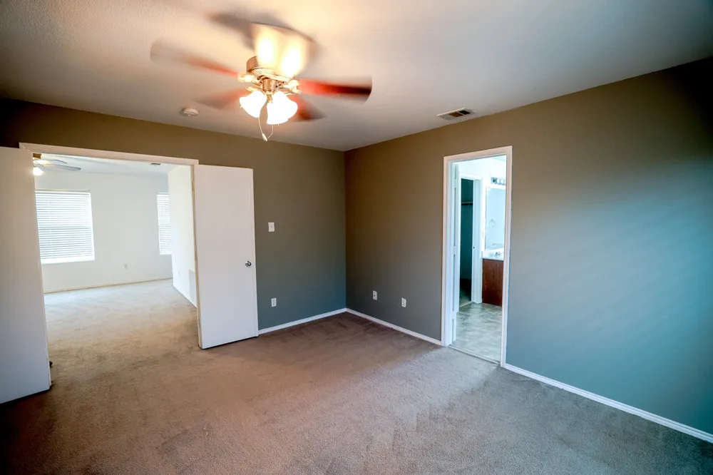 1645 Dream Catcher Way Krum, TX 76249