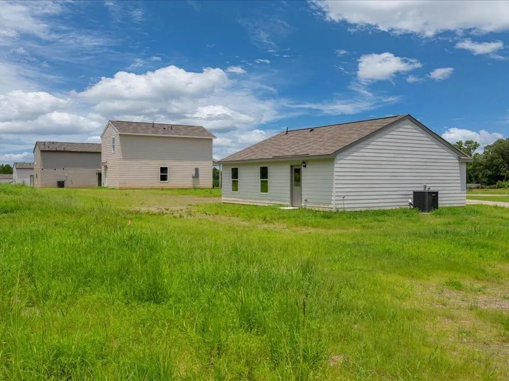 235 Dana Drive Lufkin, TX 75901