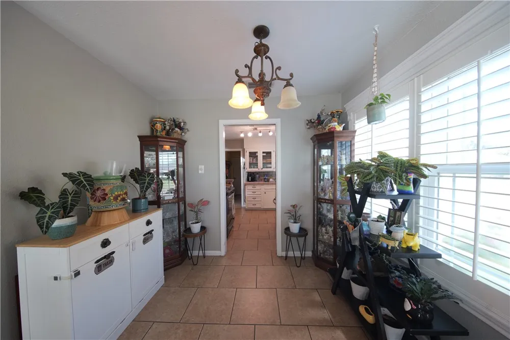 11821 Lori Dr Corpus Christi, TX 78410