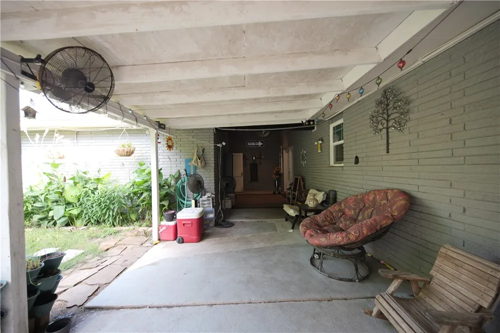 11821 Lori Dr Corpus Christi, TX 78410
