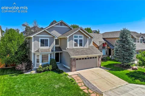 564 Fox Run Circle