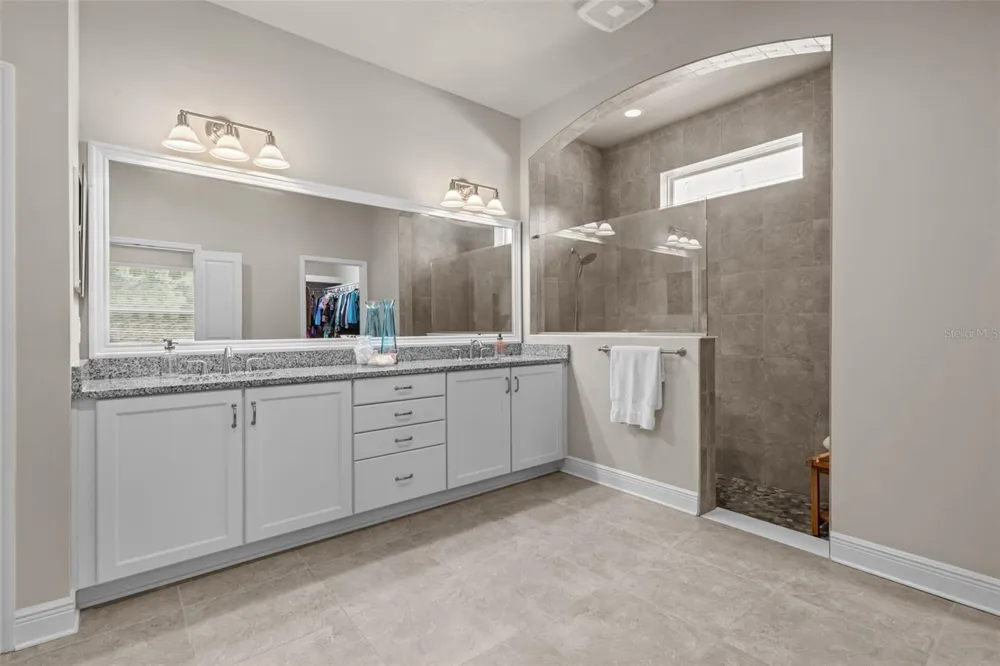 2902 LONG BOW WAY Odessa, FL 33556