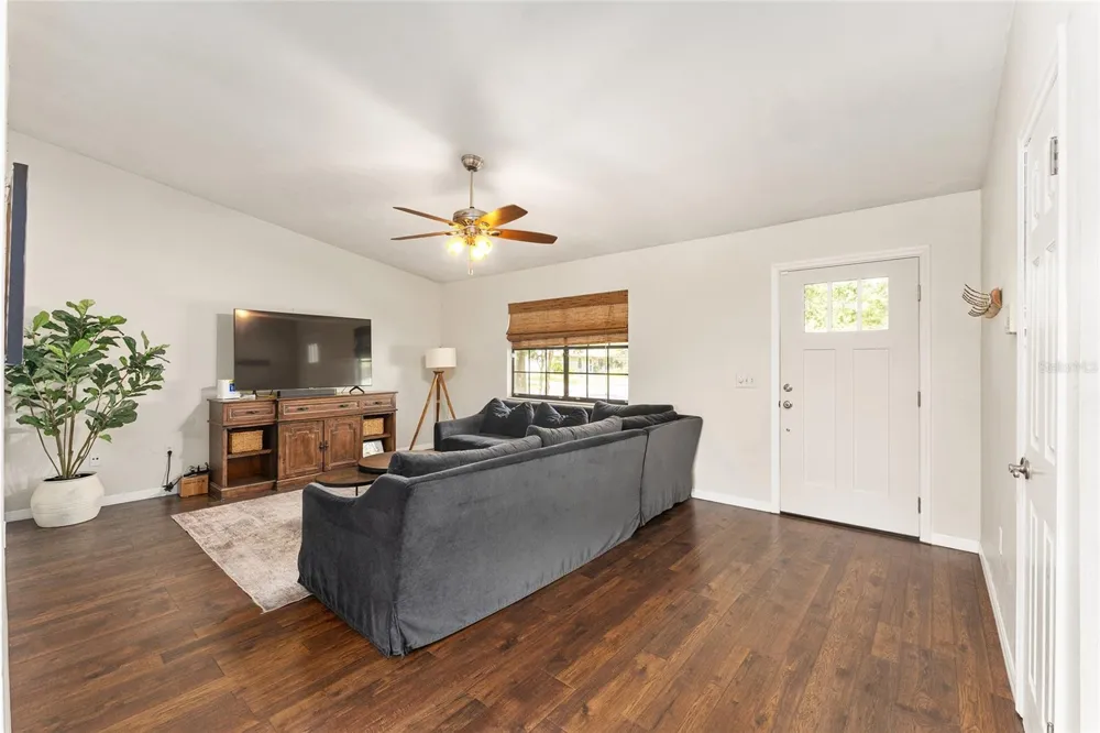 4321 NW 20TH STREET Gainesville, FL 32605