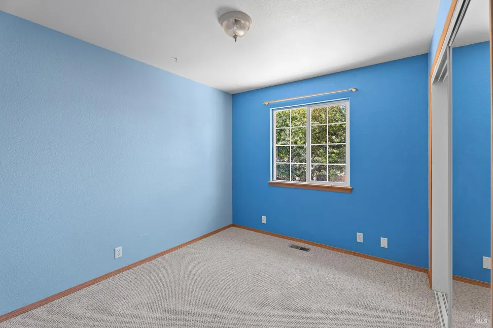 1853 Tulip Place Willits, CA 95490
