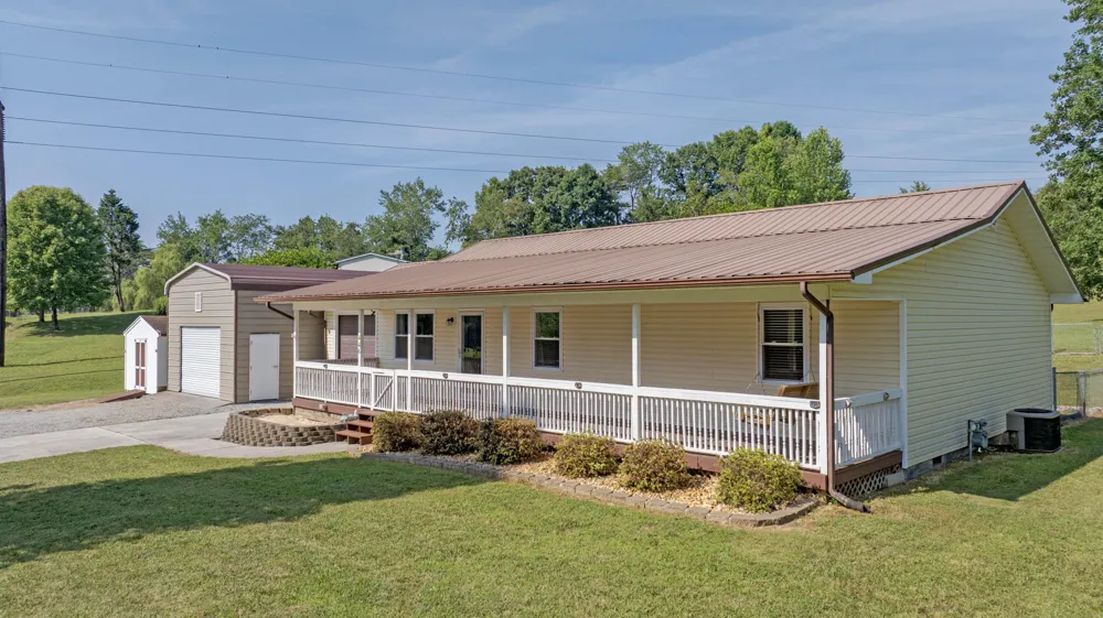446 Upper Clear Creek Road Spring City, TN 37381