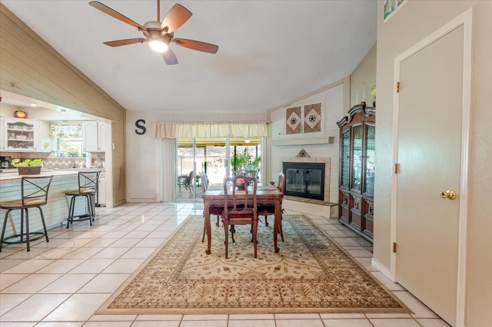 3908 Bandera Drive De Cordova, TX 76049