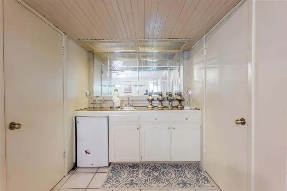 3908 Bandera Drive De Cordova, TX 76049