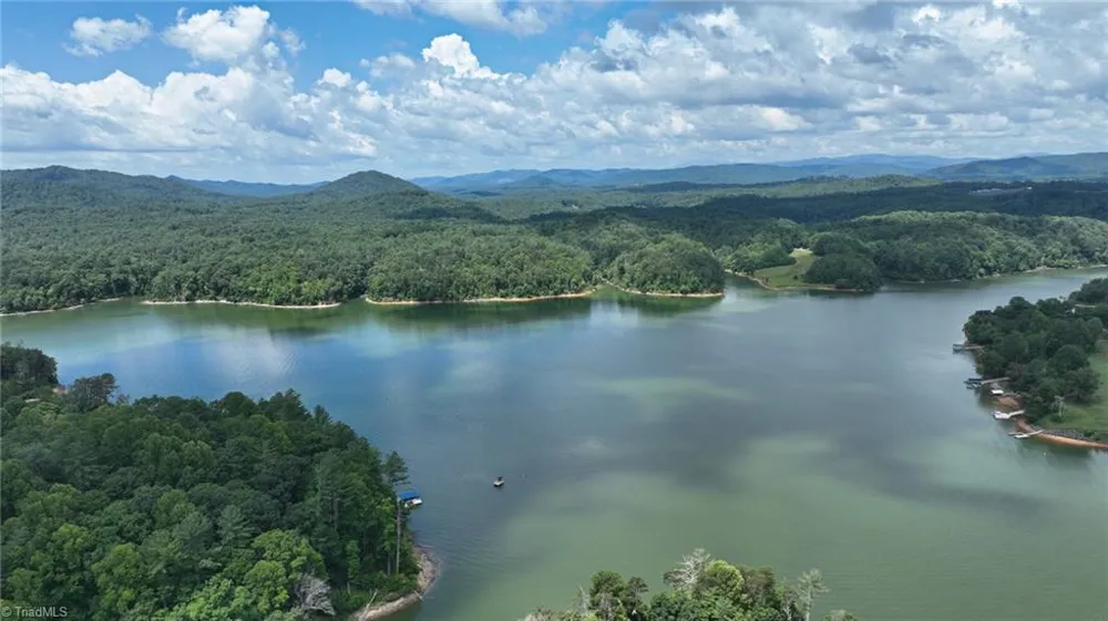 Lot 3 Lakepoint Drive Wilkesboro, NC 28697