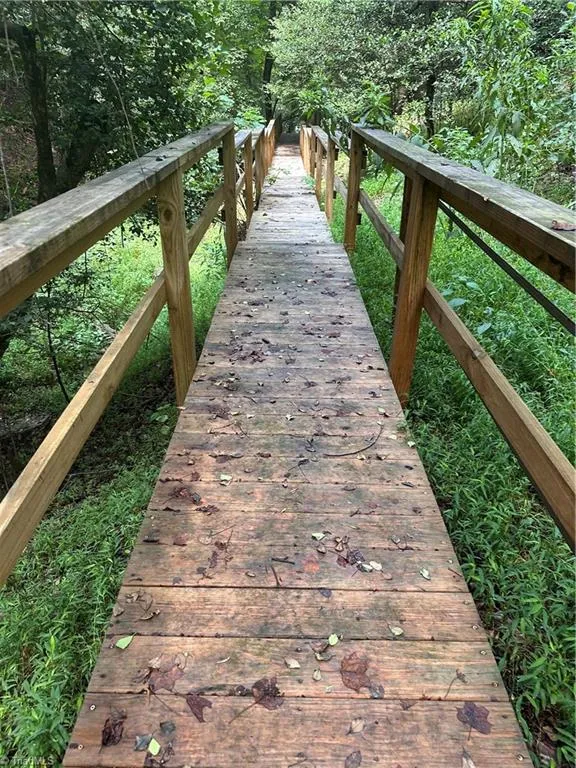 Lot 3 Lakepoint Drive Wilkesboro, NC 28697
