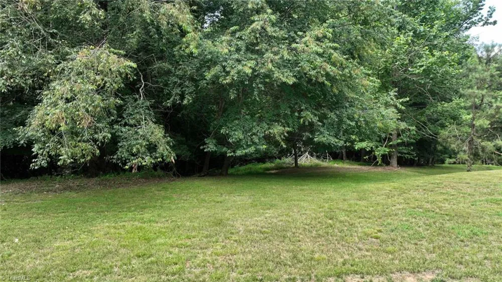 Lot 3 Lakepoint Drive Wilkesboro, NC 28697
