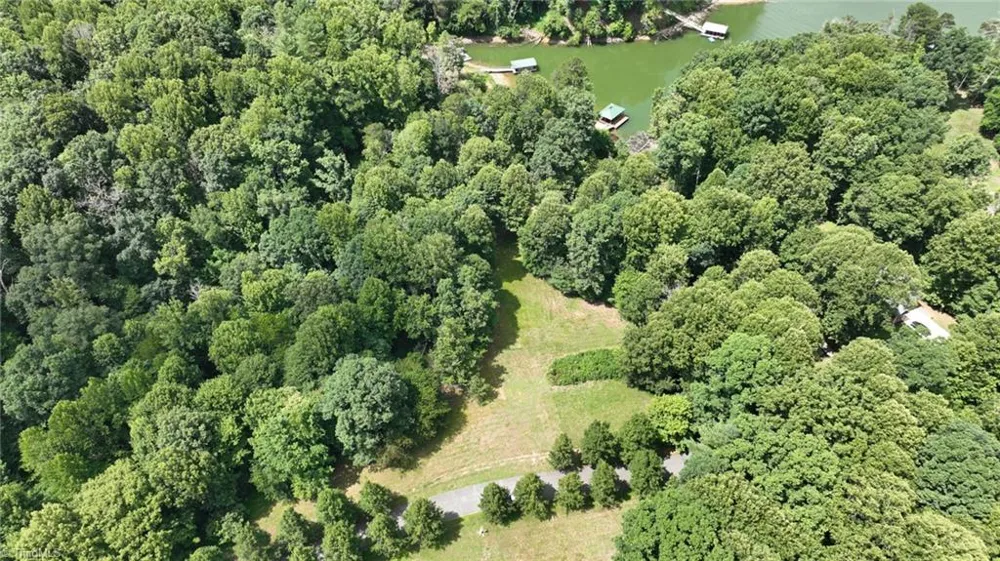 Lot 3 Lakepoint Drive Wilkesboro, NC 28697