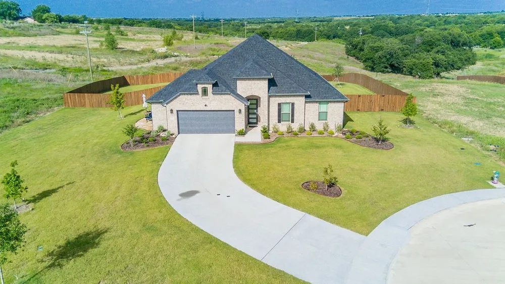 10316 Stockyard Court Venus, TX 76084