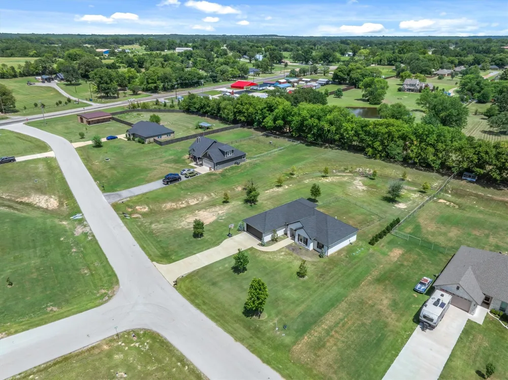 179 Private Road 8641 Canton, TX 75103