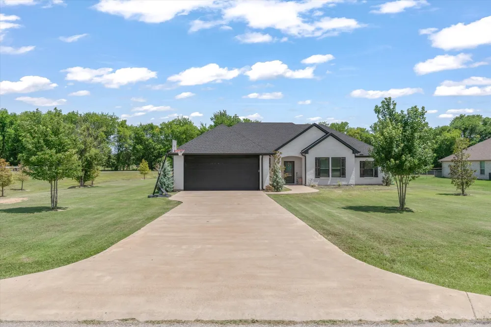 179 Private Road 8641 Canton, TX 75103