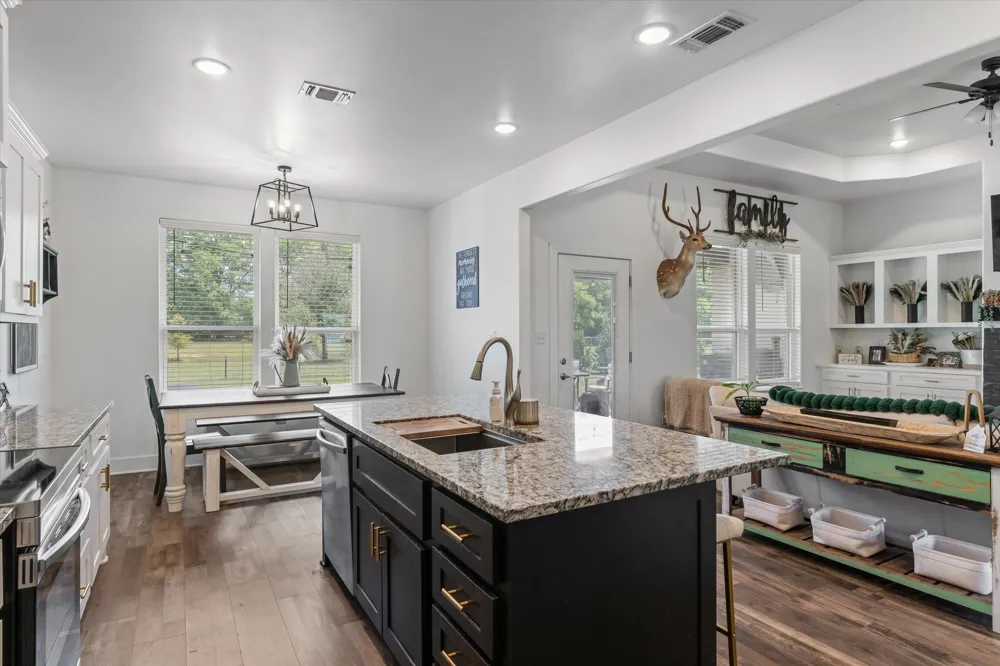 179 Private Road 8641 Canton, TX 75103