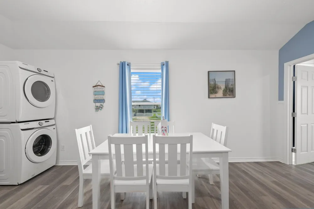 818 Surf Drive Surfside Beach, TX 77541