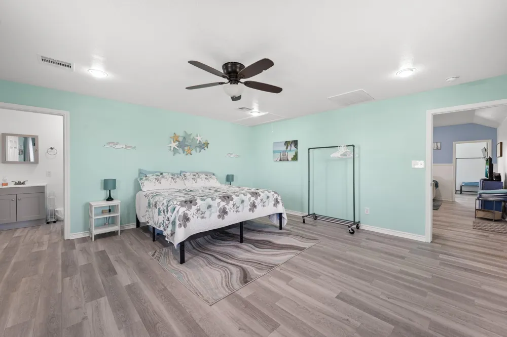 818 Surf Drive Surfside Beach, TX 77541