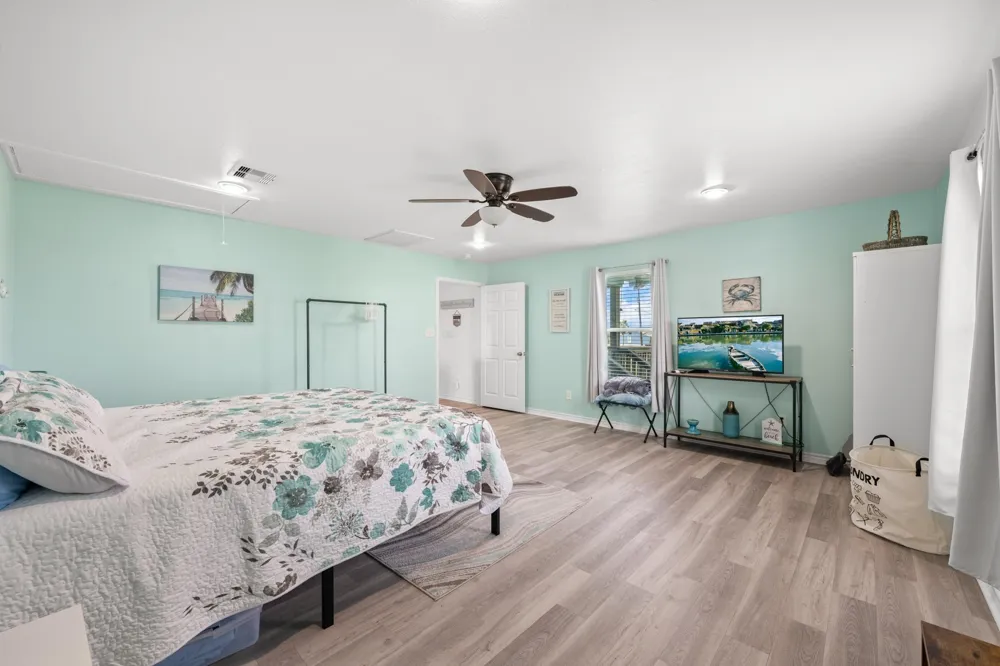 818 Surf Drive Surfside Beach, TX 77541
