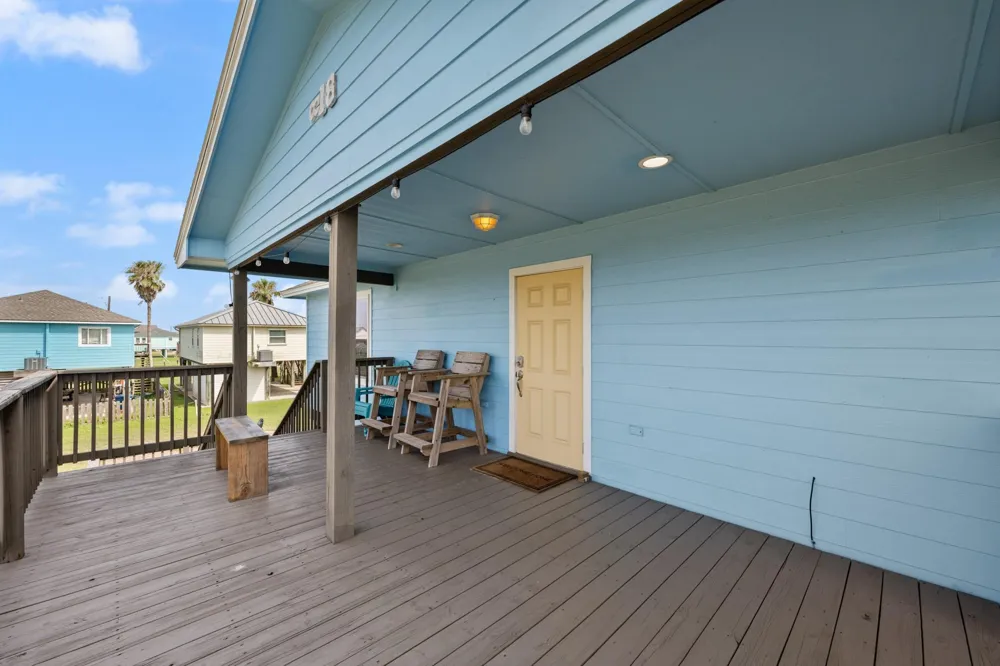 818 Surf Drive Surfside Beach, TX 77541