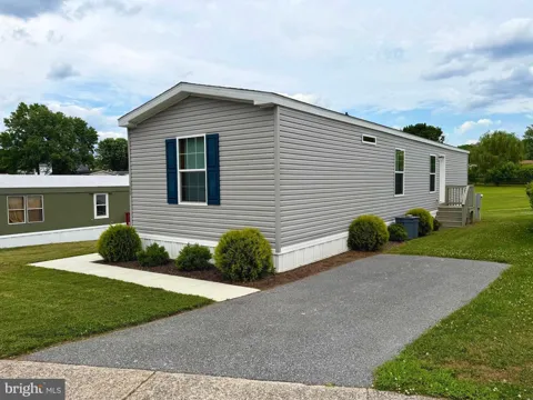 108 BEECHWOOD DRIVE
