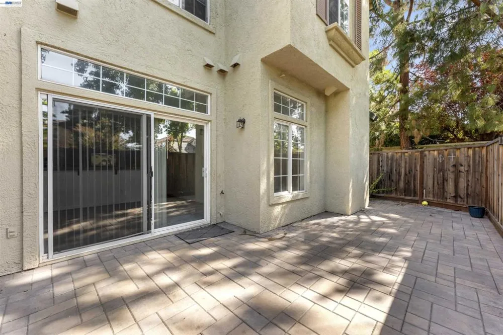 4071 Ghiotti Dr Pleasanton, CA 94588