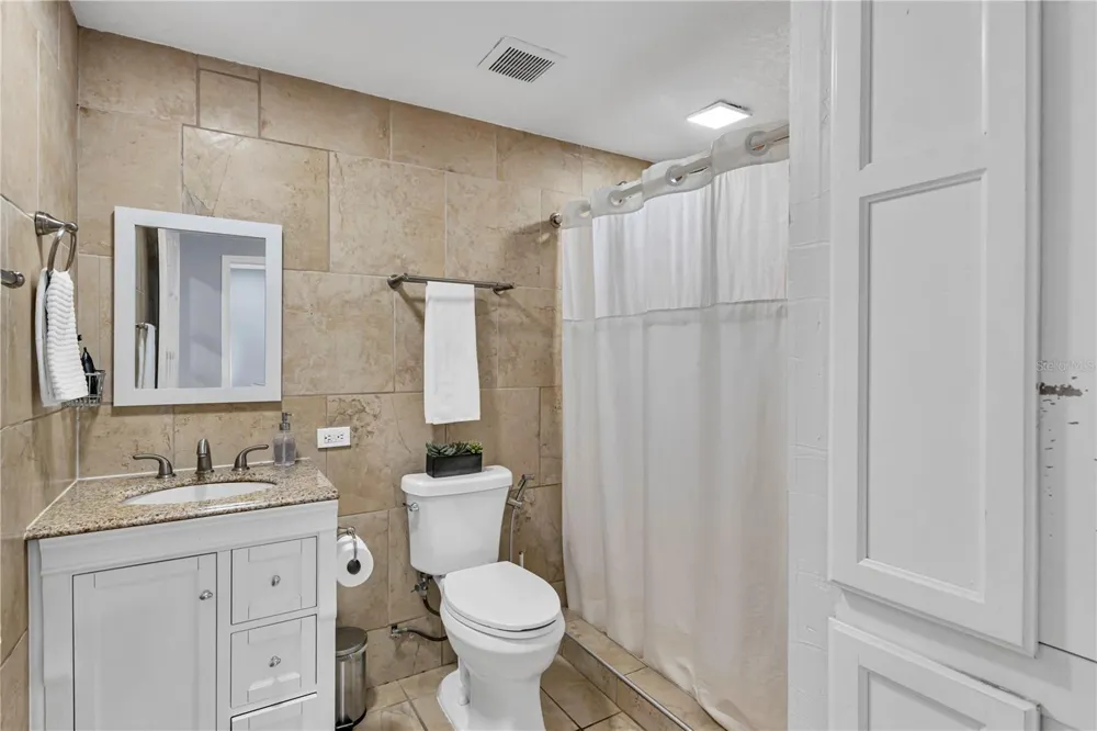 4901 REGINALD ROAD Orlando, FL 32829